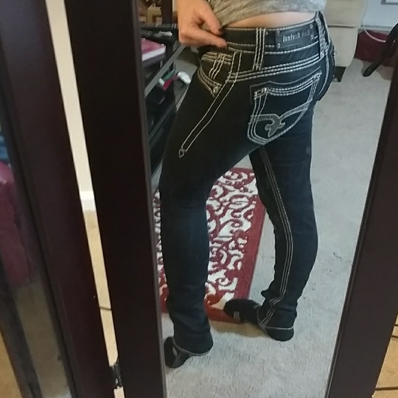 Rock Revival Denim - Rock revival skinny jeans with free shirt